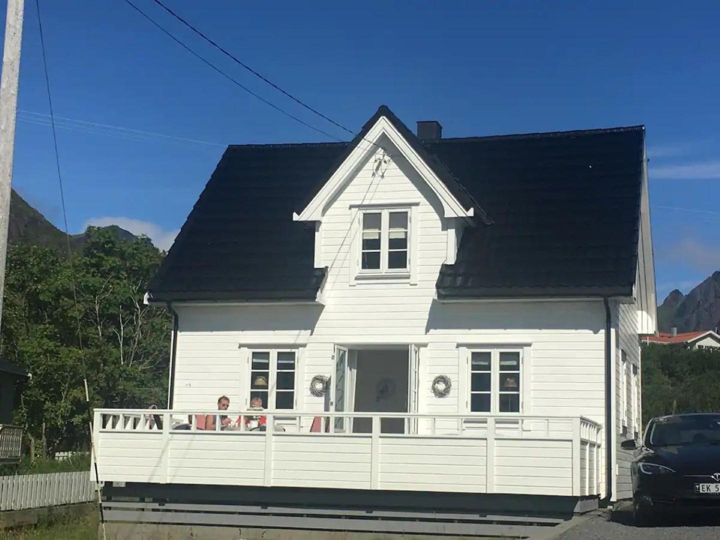 Villa Utsiktsperle Pa Reine I Lofoten Exterior foto